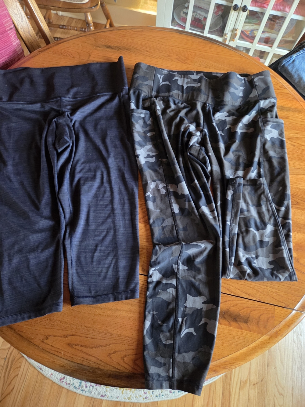 Athleta Blue (1X) & Livi (18-20)Black & Gray Camo High-Rise Performance Leggings